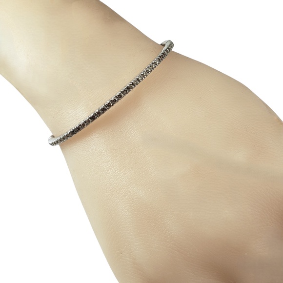 18 Karat White Gold Champagne Diamond Bangle Bracelet #20788 - Picture 8 of 8